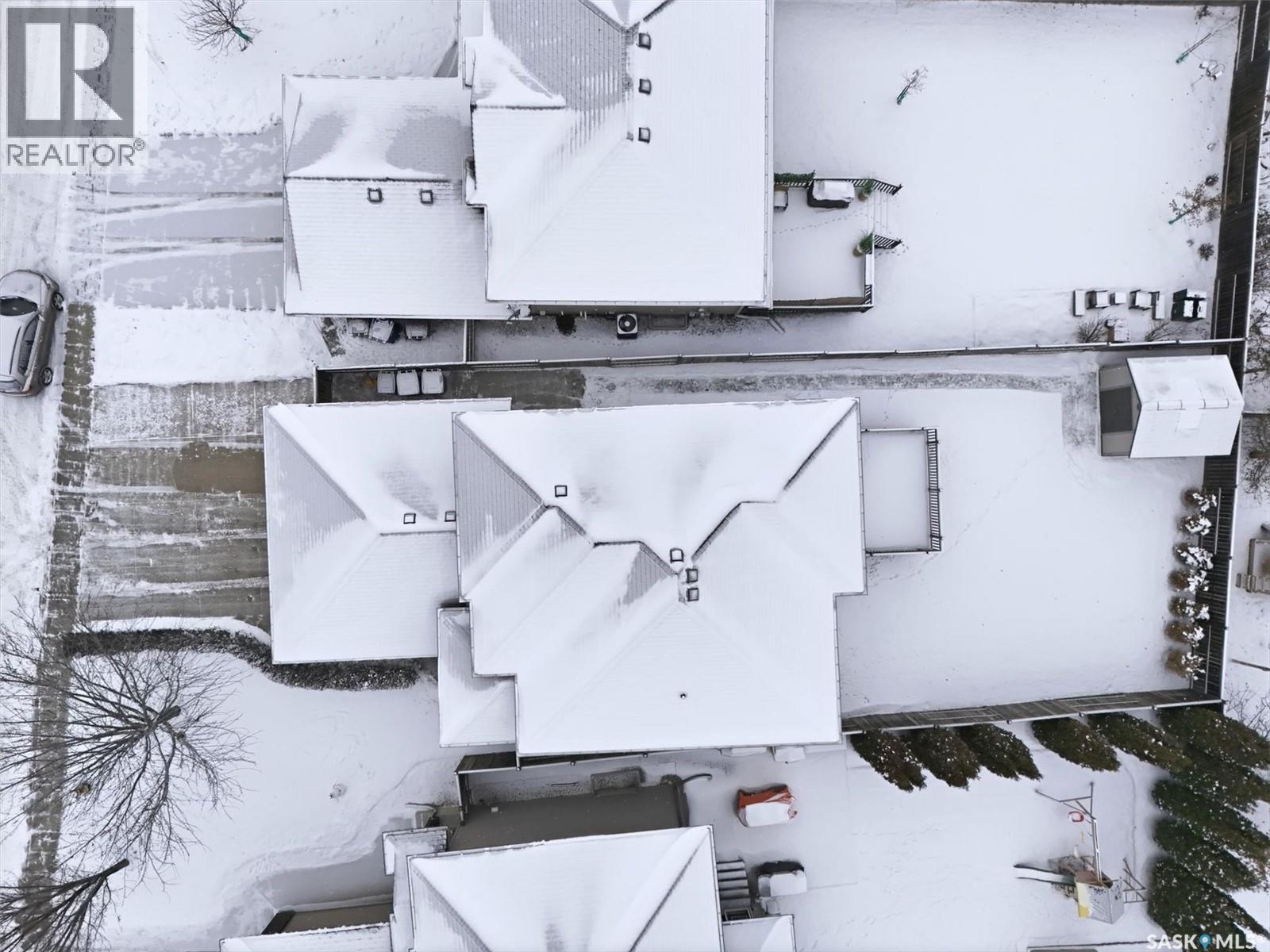 323 Hettle Cove, Saskatoon, SK - Outdoor