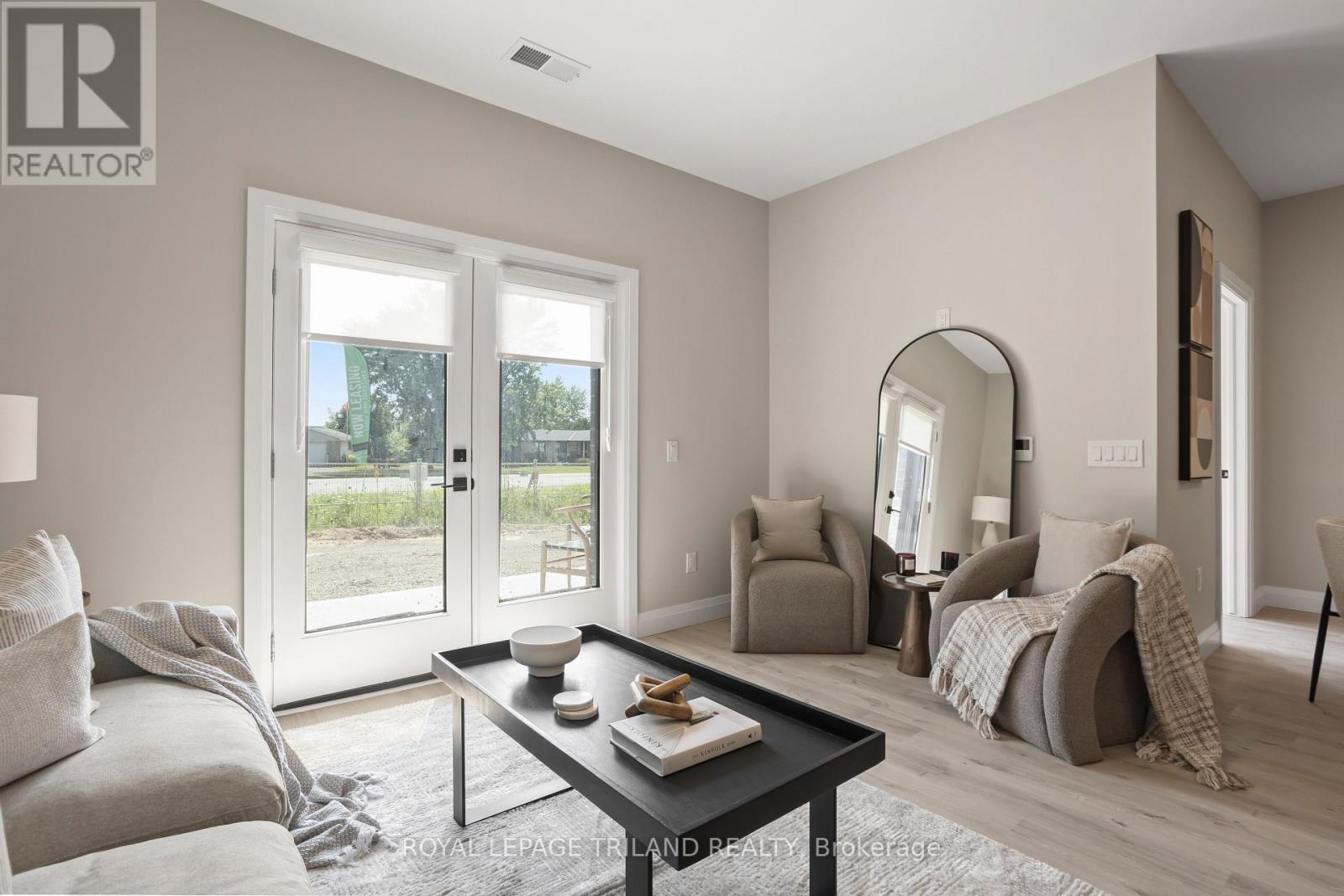 206 - 33318 Richmond Street, Lucan Biddulph (Lucan), ON