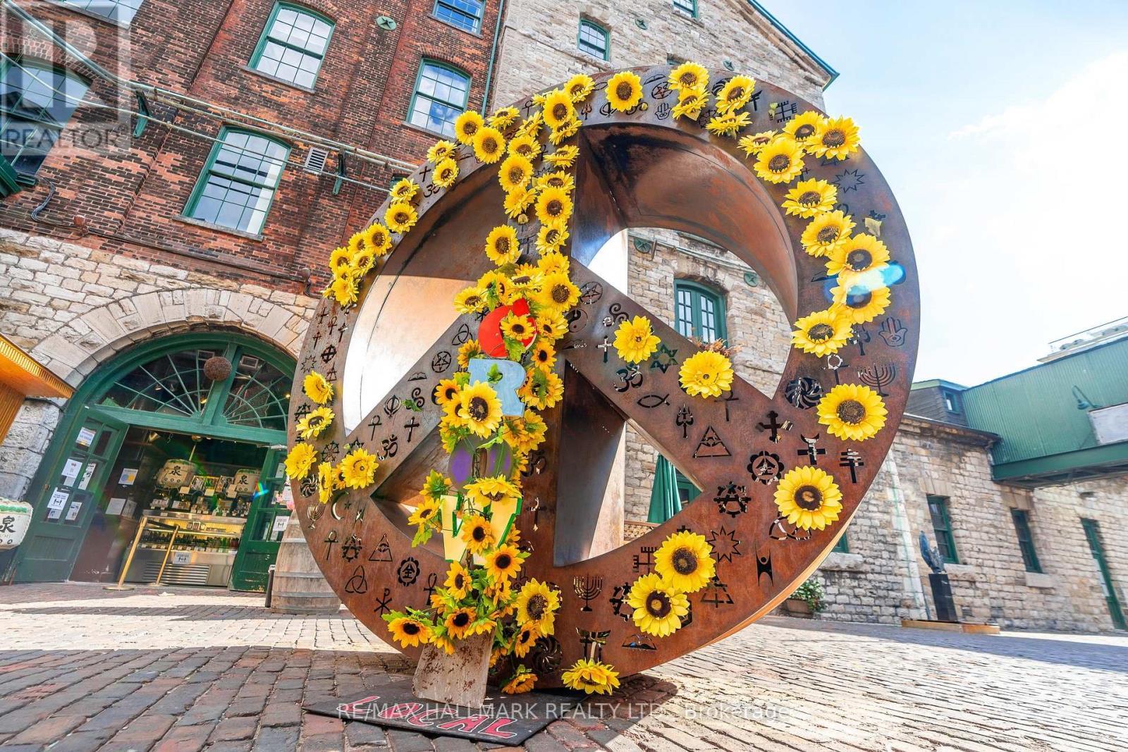 1111 - 35 Parliament Street, Toronto, ON - Outdoor