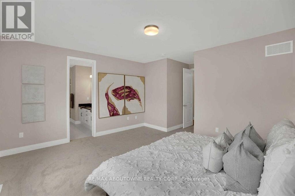 1503 Varelas Passage, Oakville, ON - Indoor Photo Showing Bedroom