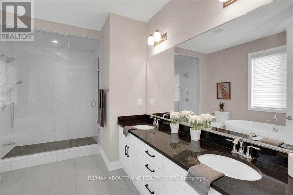 1503 Varelas Passage, Oakville, ON - Indoor Photo Showing Bathroom