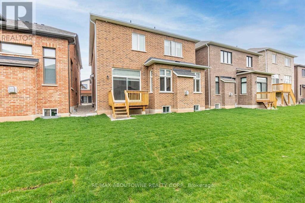 1503 Varelas Passage, Oakville, ON - Outdoor