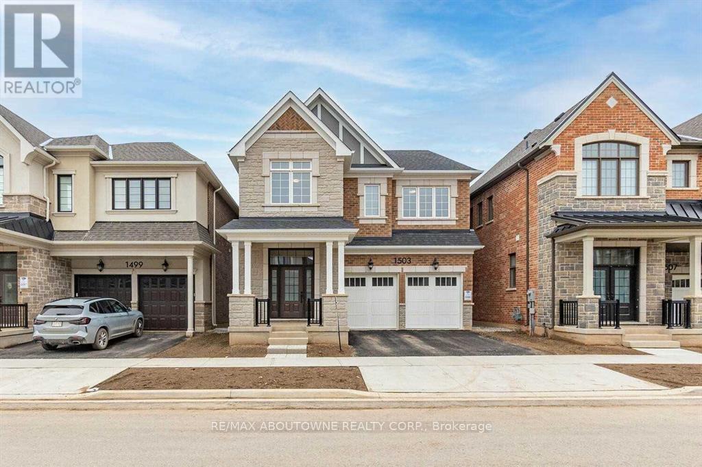 1503 Varelas Passage, Oakville, ON - Outdoor With Facade