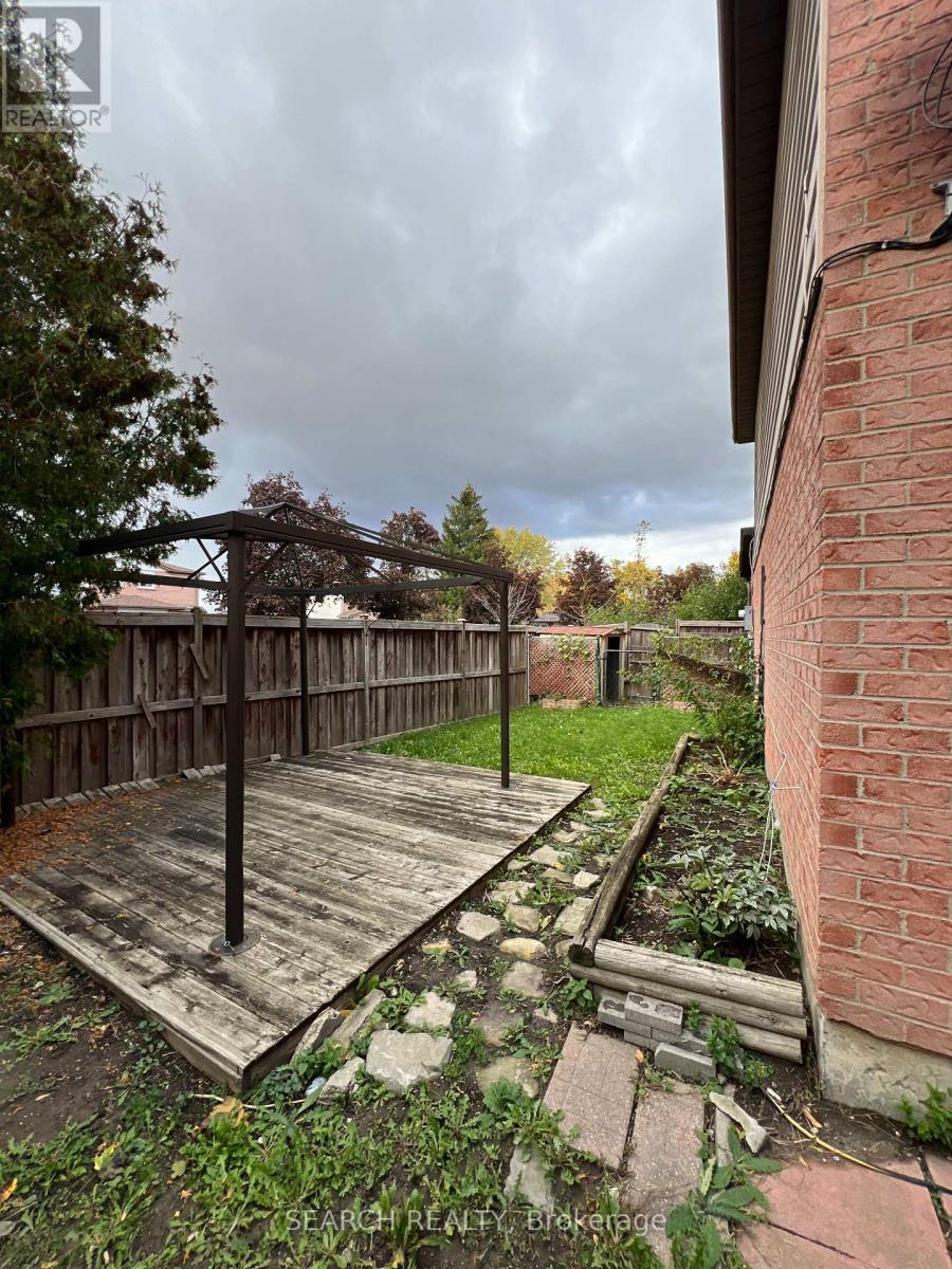 93 Martindale Crescent, Brampton, ON - Outdoor