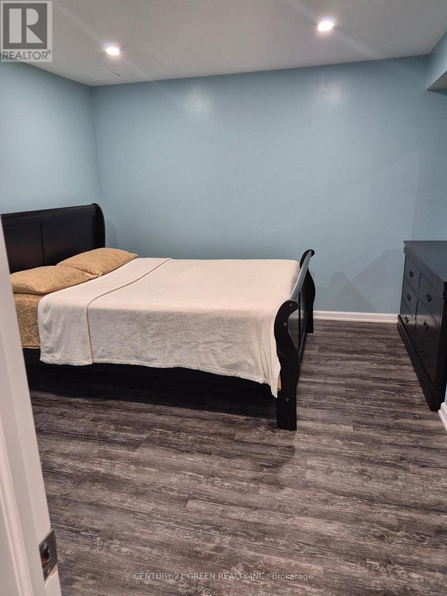 Lower - 221 Gardenbrooke Trail, Brampton, ON - Indoor Photo Showing Bedroom