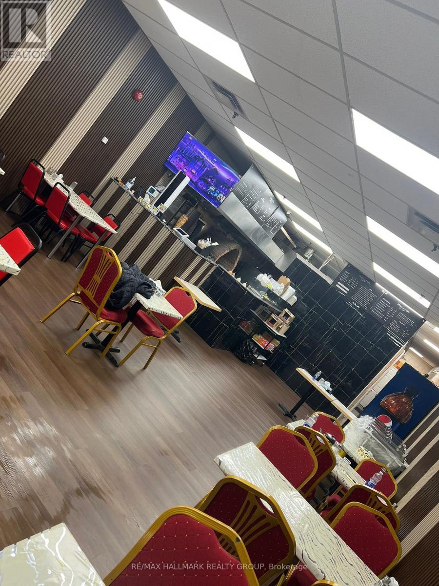 1002 - 3310 Mccarthy Road, Ottawa, ON