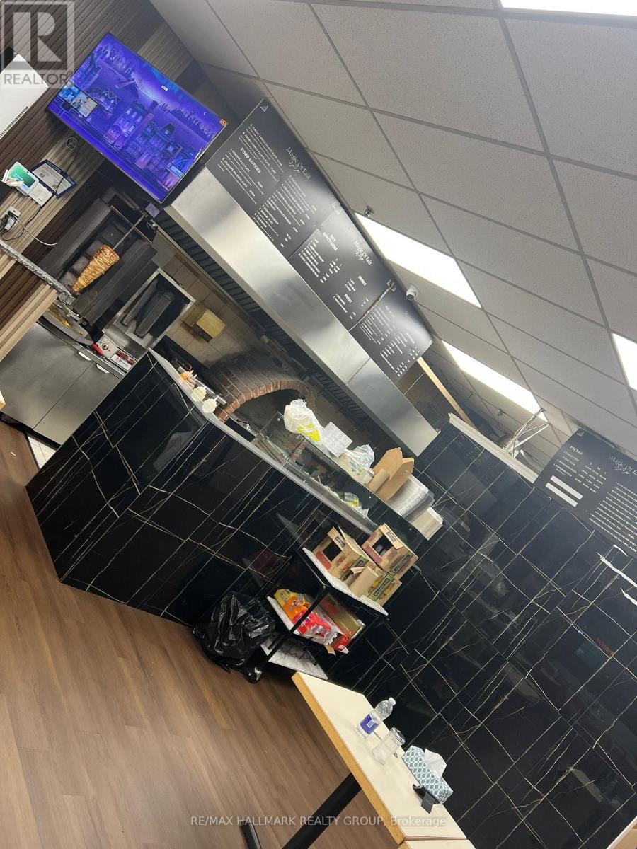 1002 - 3310 Mccarthy Road, Ottawa, ON