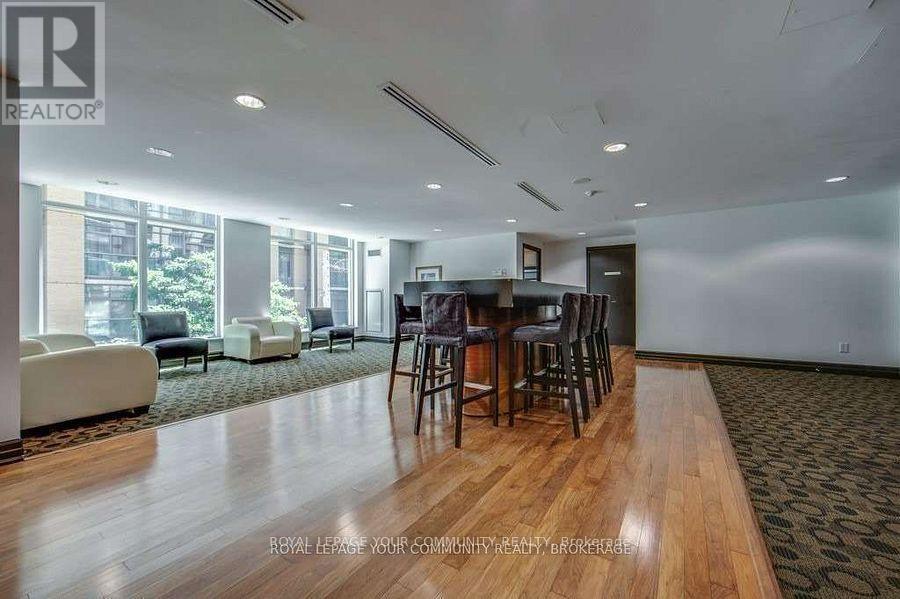 1101 - 8 Scollard Street, Toronto, ON - Indoor