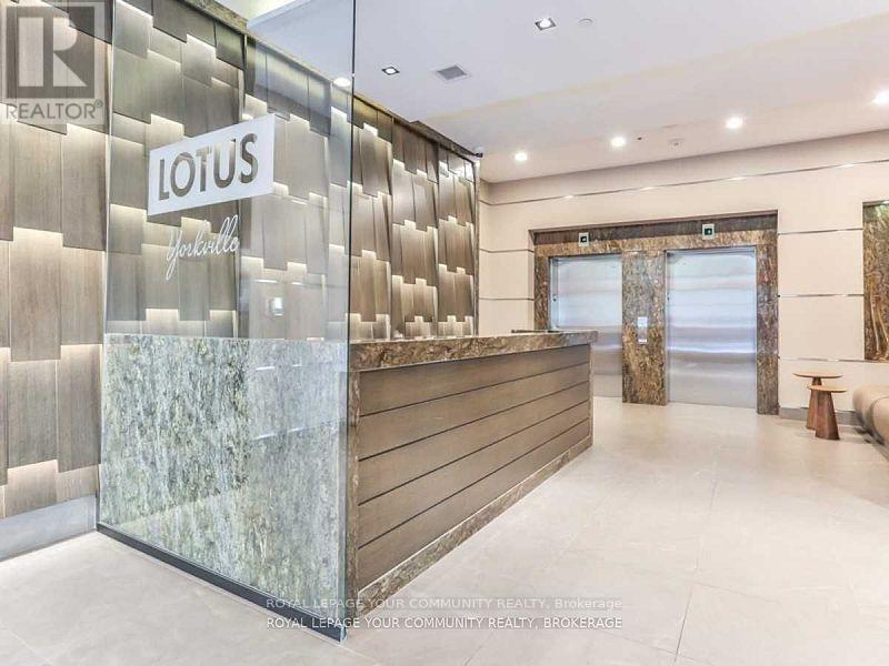 1101 - 8 Scollard Street, Toronto, ON - Indoor Photo Showing Other Room