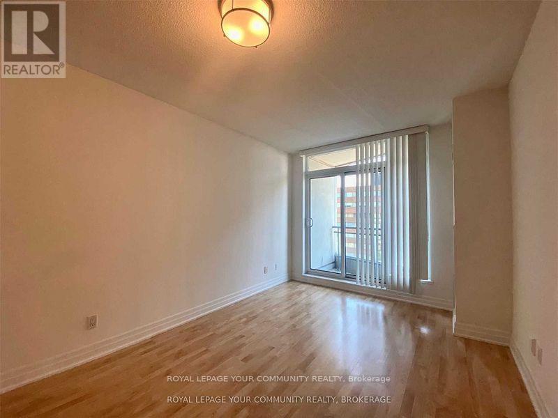 1101 - 8 Scollard Street, Toronto, ON - Indoor Photo Showing Other Room