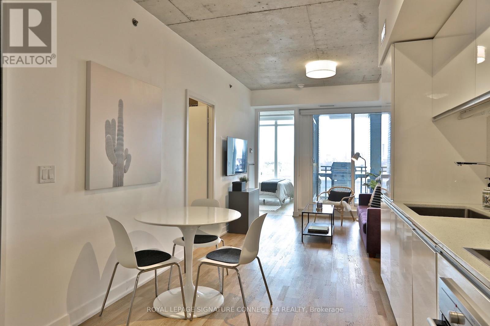 830 - 20 Minowan Miikan Lane, Toronto, ON - Indoor Photo Showing Dining Room