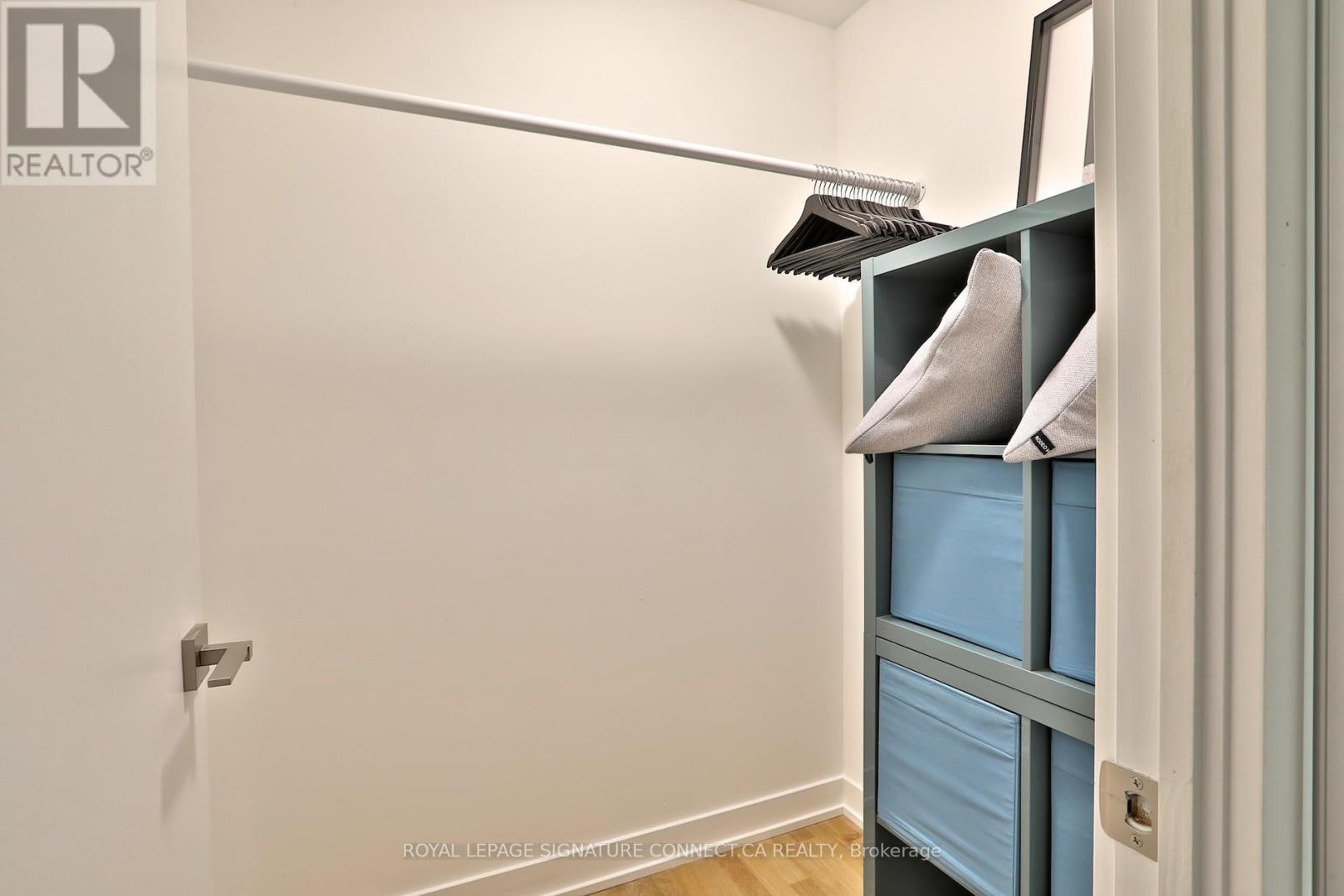 830 - 20 Minowan Miikan Lane, Toronto, ON - Indoor