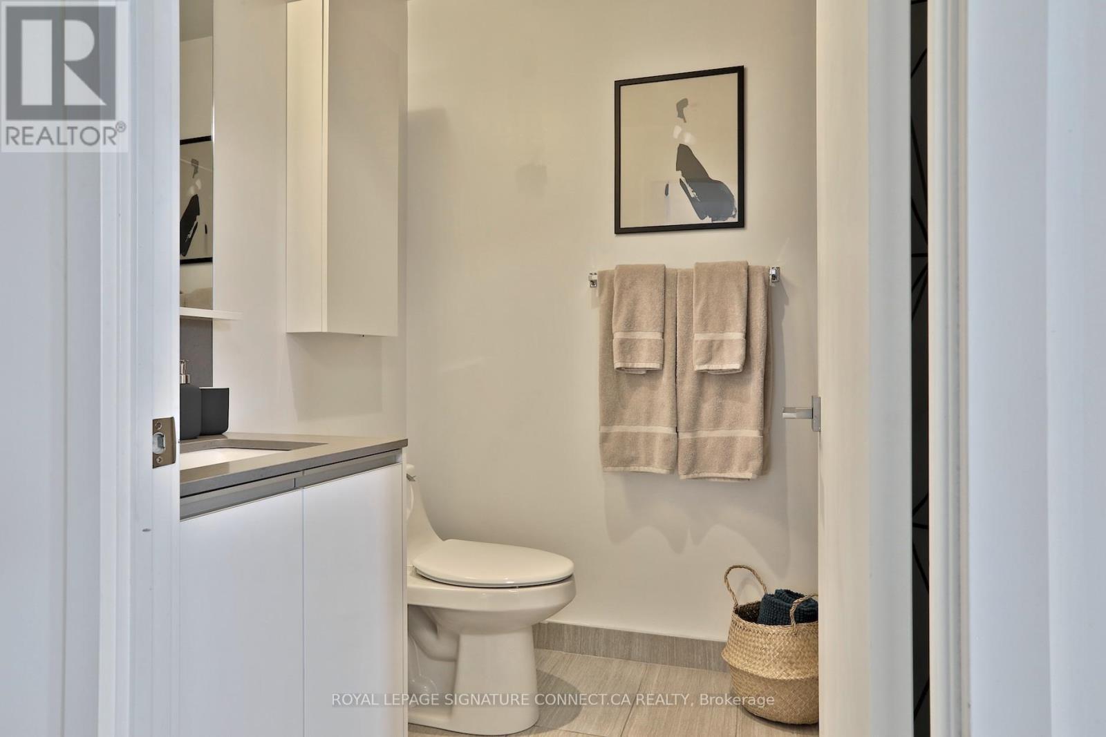 830 - 20 Minowan Miikan Lane, Toronto, ON - Indoor Photo Showing Bathroom