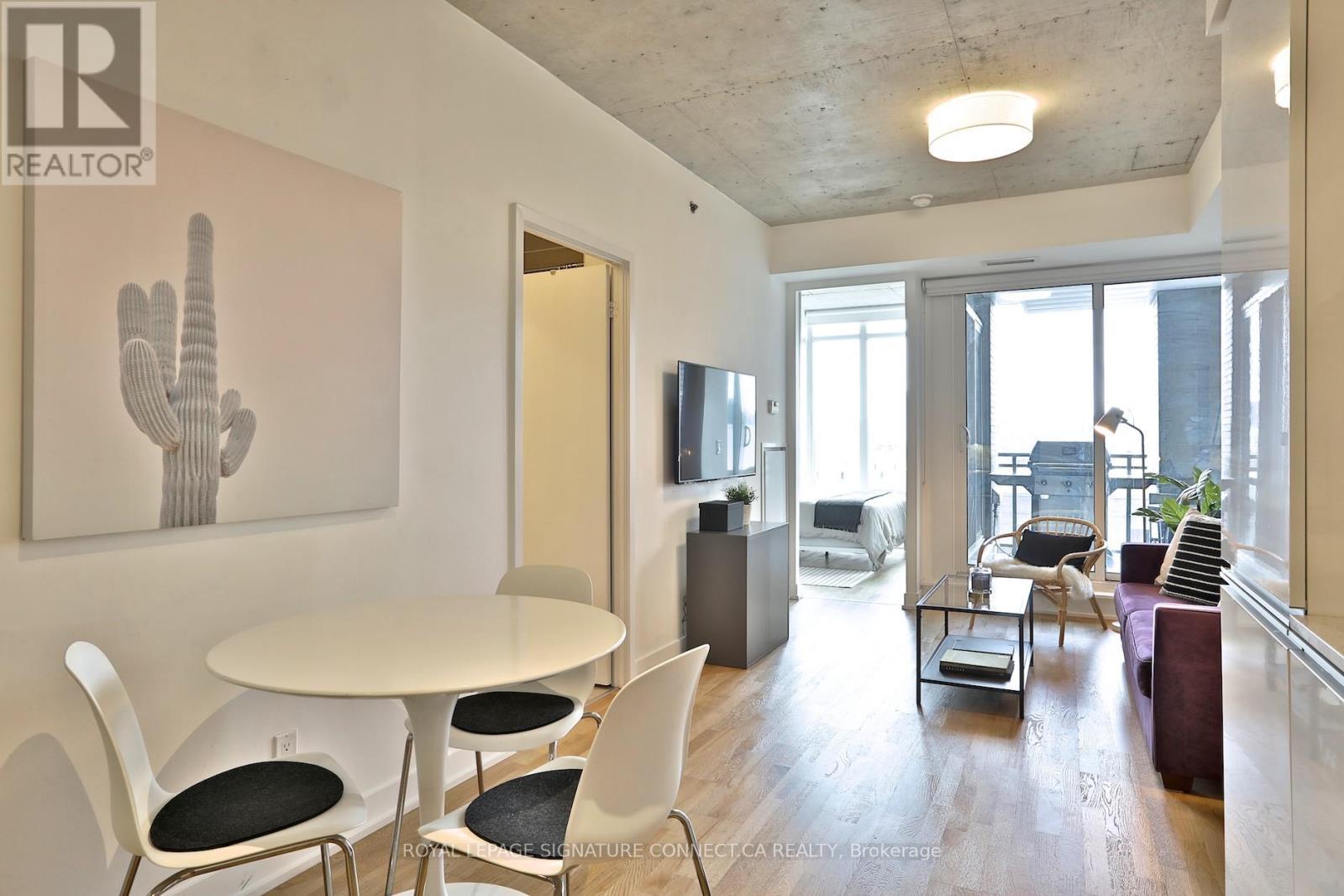 830 - 20 Minowan Miikan Lane, Toronto, ON - Indoor Photo Showing Dining Room