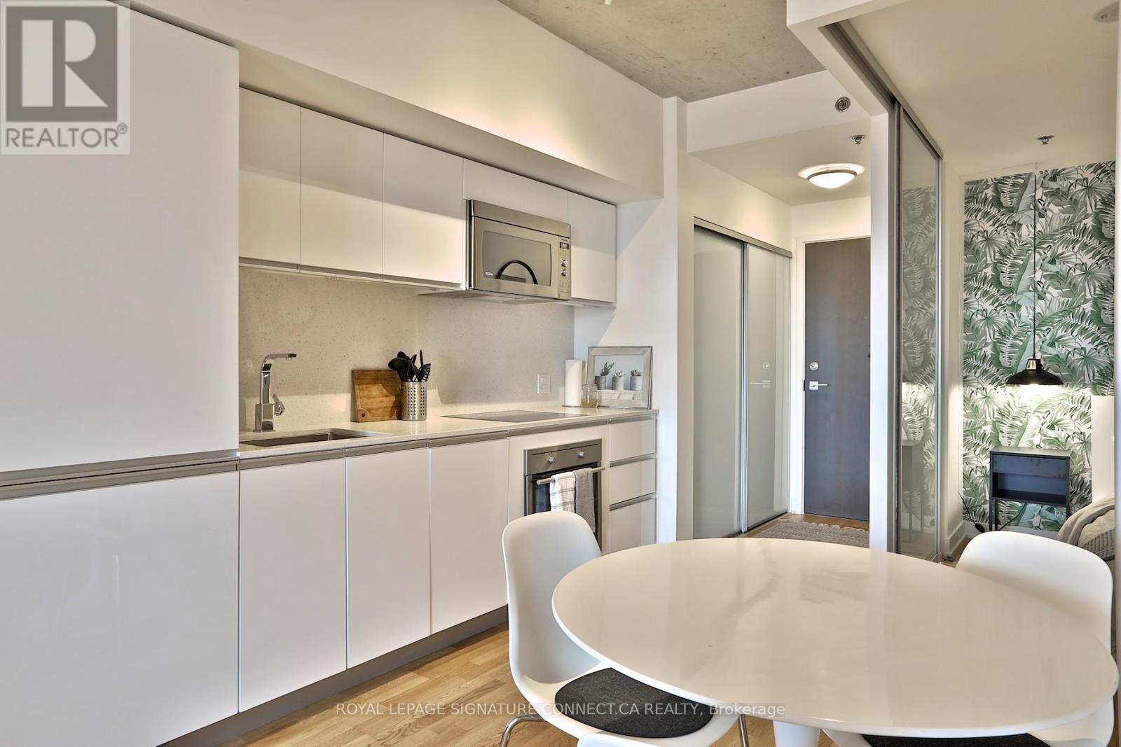 830 - 20 Minowan Miikan Lane, Toronto, ON - Indoor