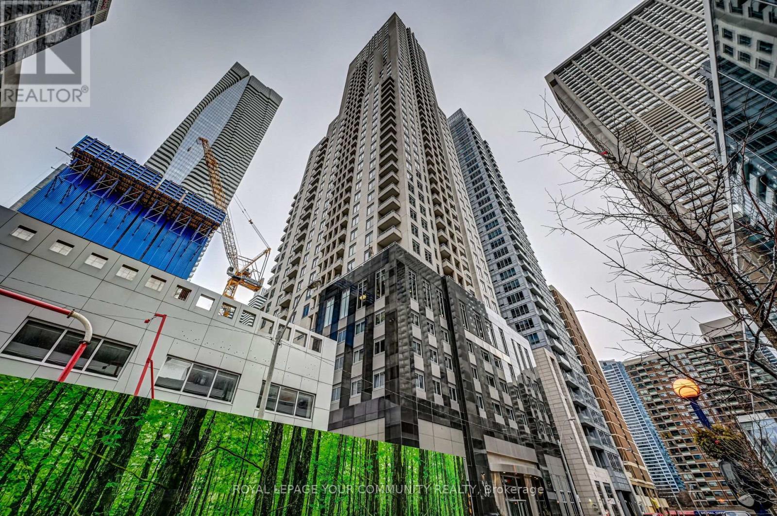 3104 - 35 Balmuto Street, Toronto, ON - Outdoor With Facade