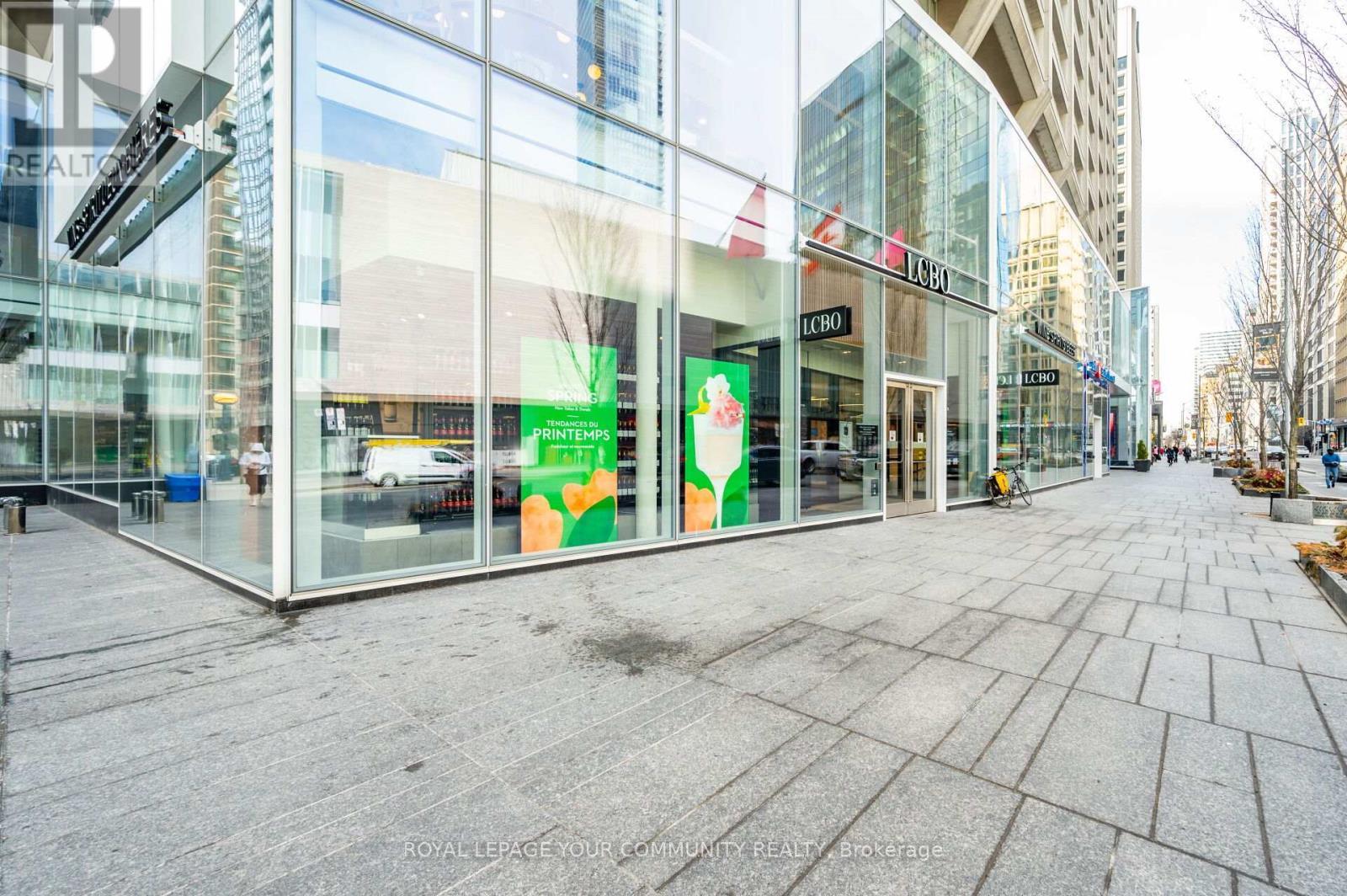 3104 - 35 Balmuto Street, Toronto, ON -