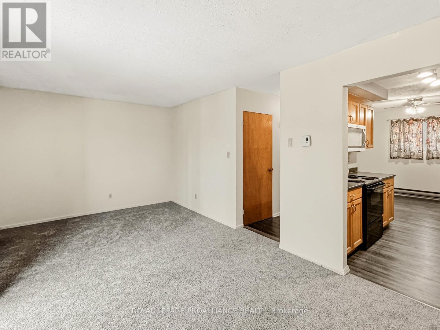 7 - 7 Tiffany Place, Quinte West (Trenton Ward), ON - Indoor Photo Showing Other Room