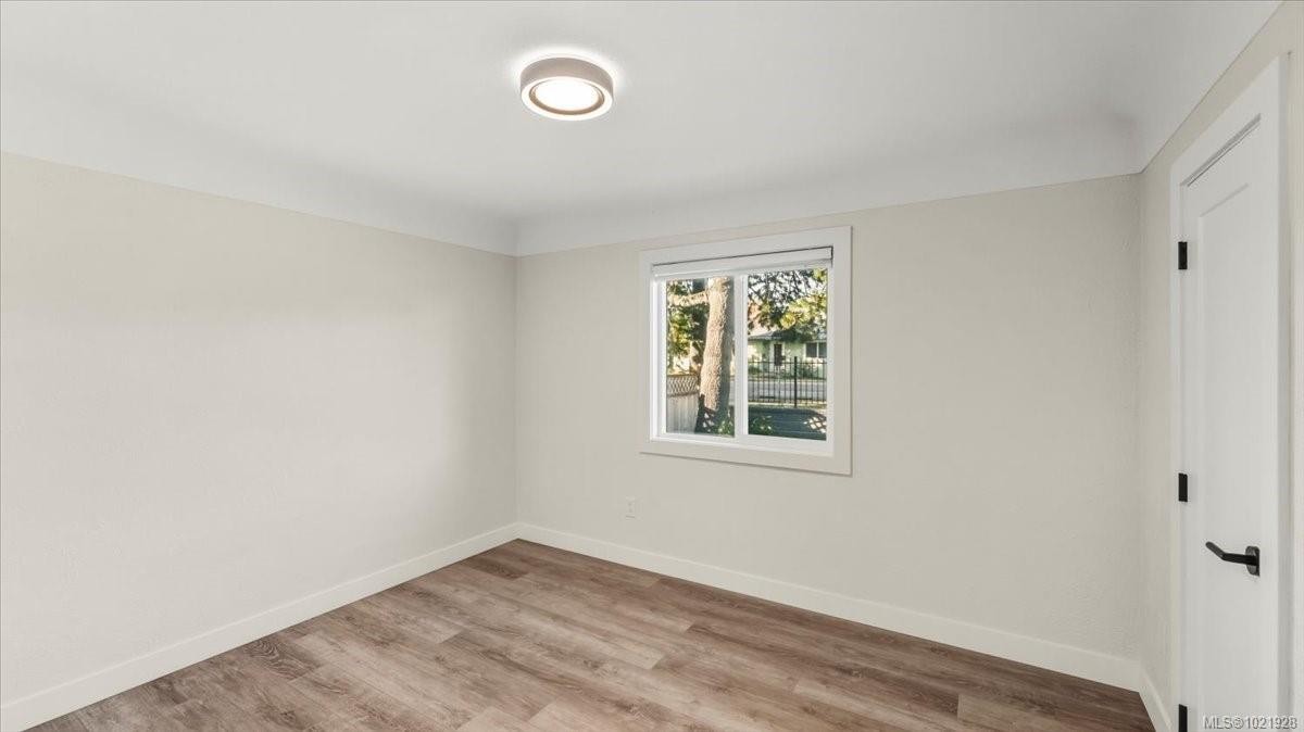 1021 Tillicum Rd, Esquimalt, BC