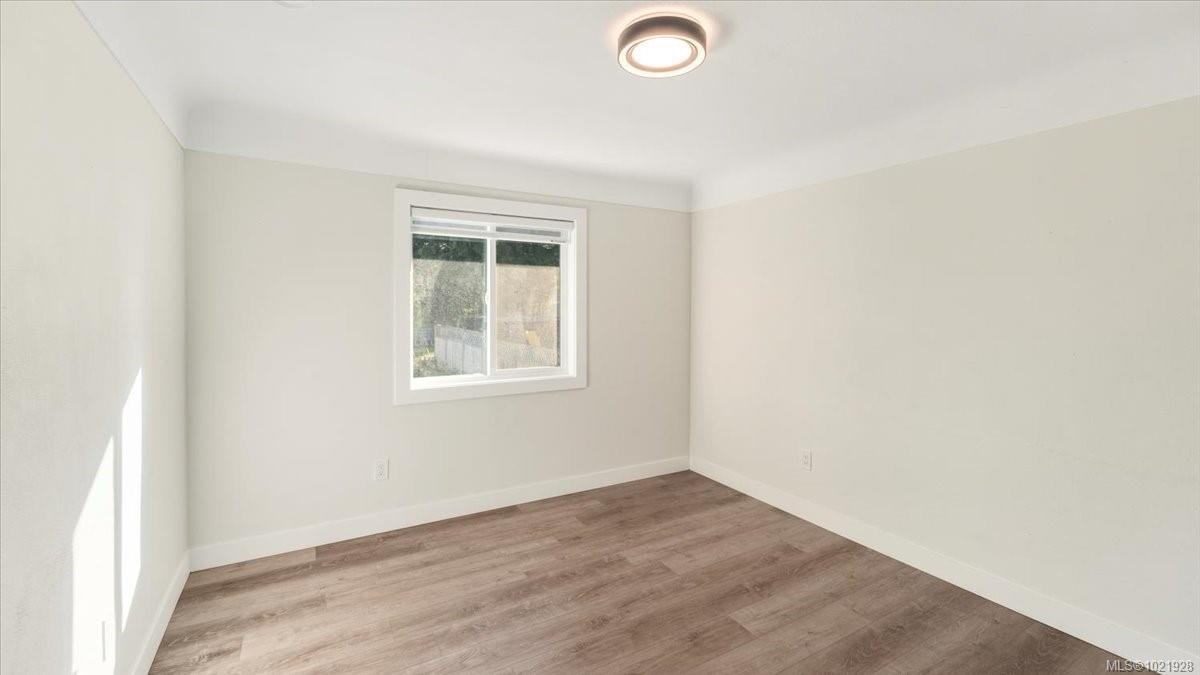 1021 Tillicum Rd, Esquimalt, BC