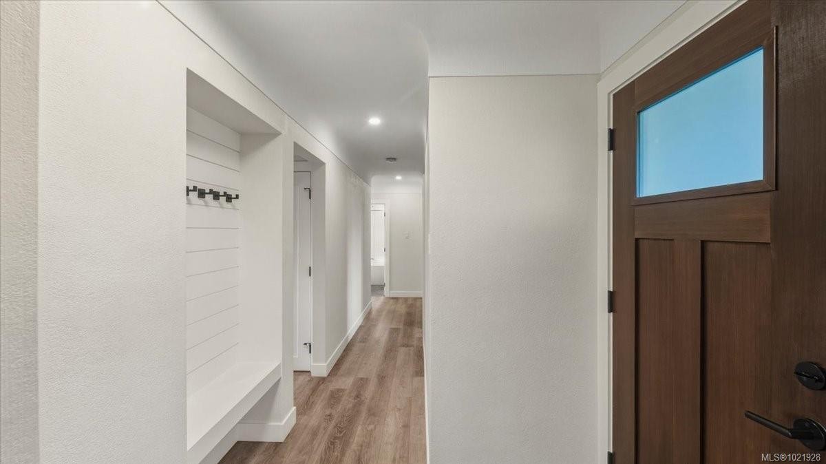 1021 Tillicum Rd, Esquimalt, BC