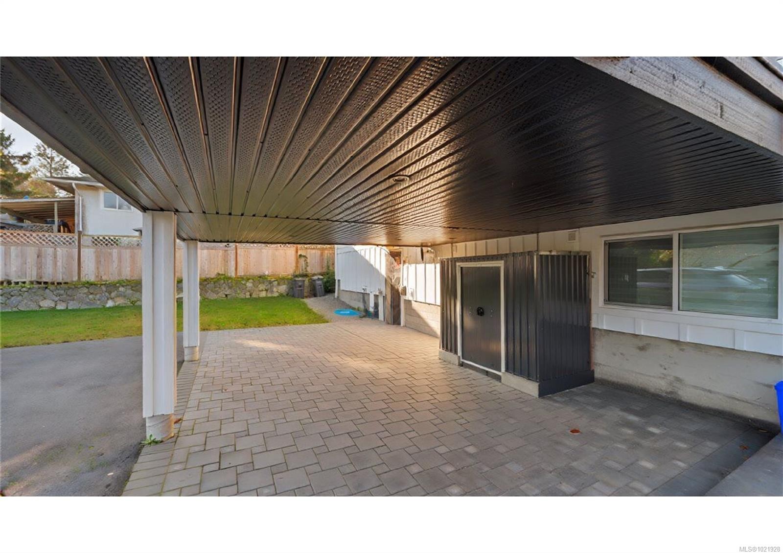 1021 Tillicum Rd, Esquimalt, BC