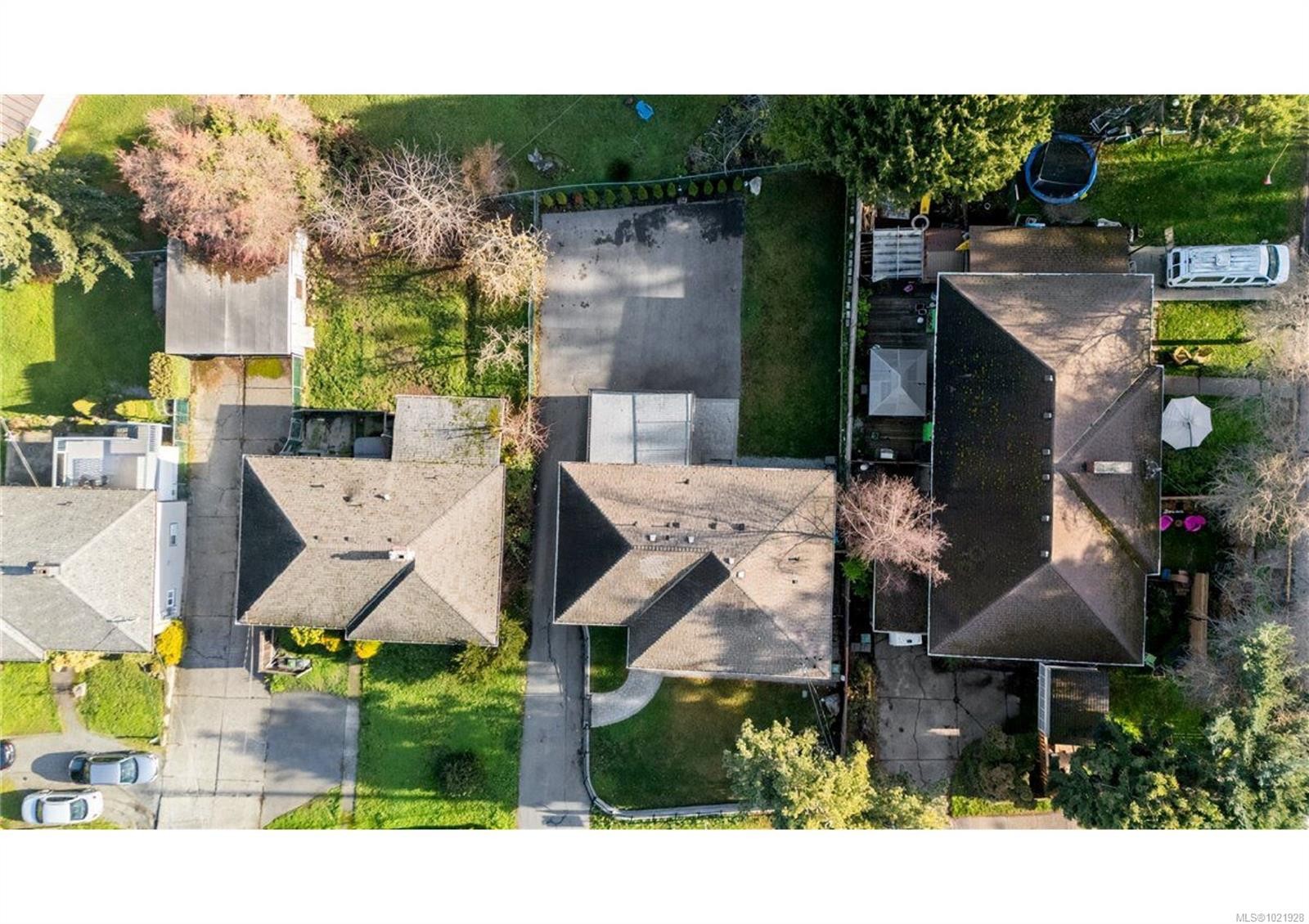 1021 Tillicum Rd, Esquimalt, BC