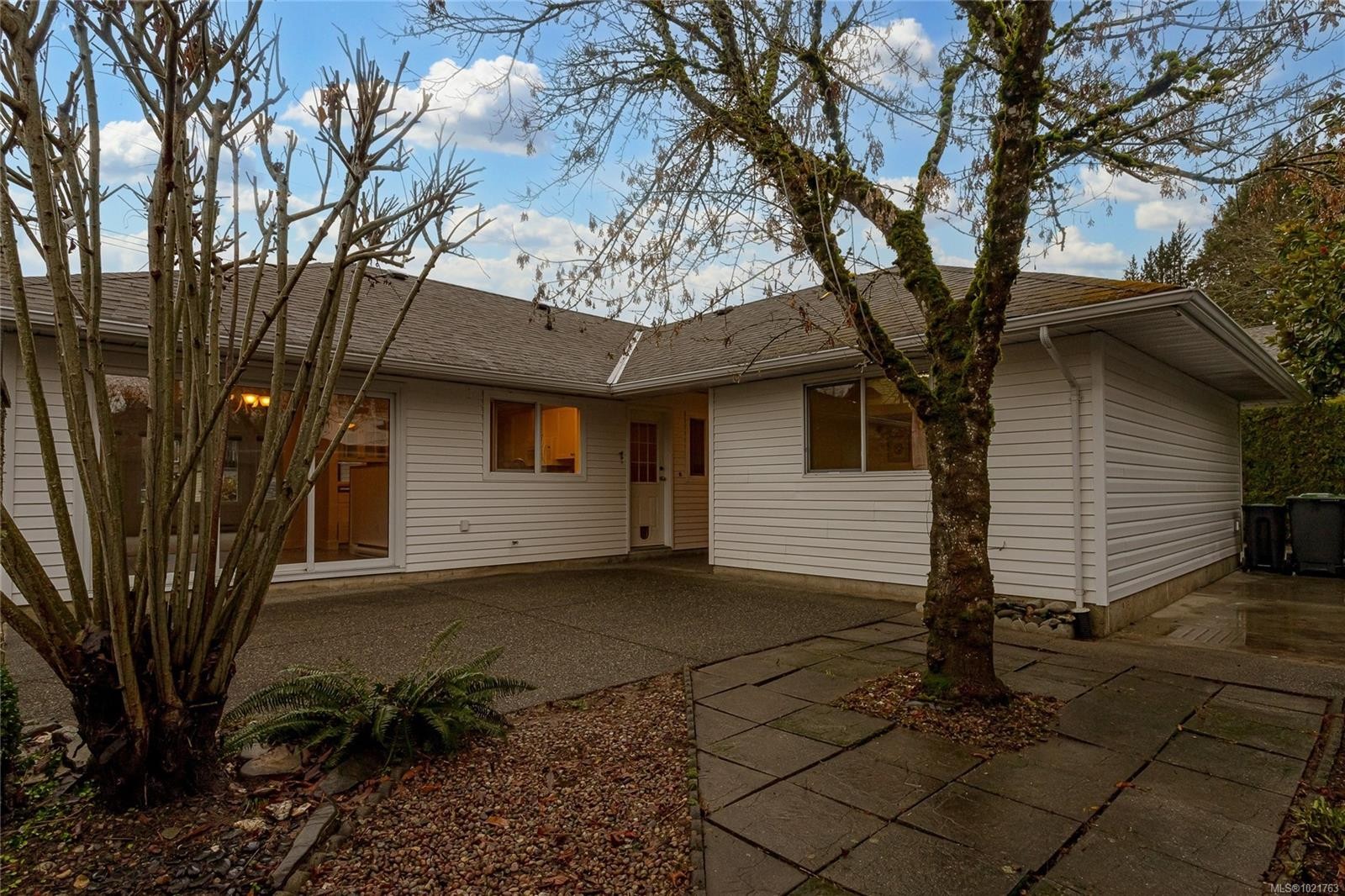 1014 Holmes St, Duncan, BC