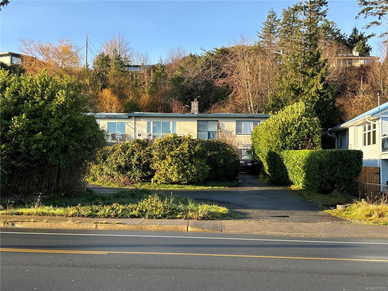 1266 Island Hwy South, Campbell River, BC