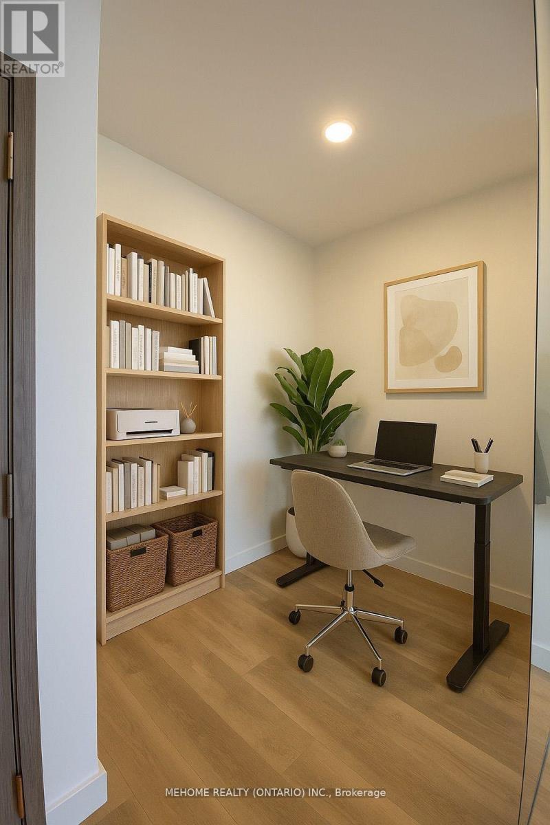 1608 - 95 Mcmahon Drive E, Toronto, ON - Indoor Photo Showing Office