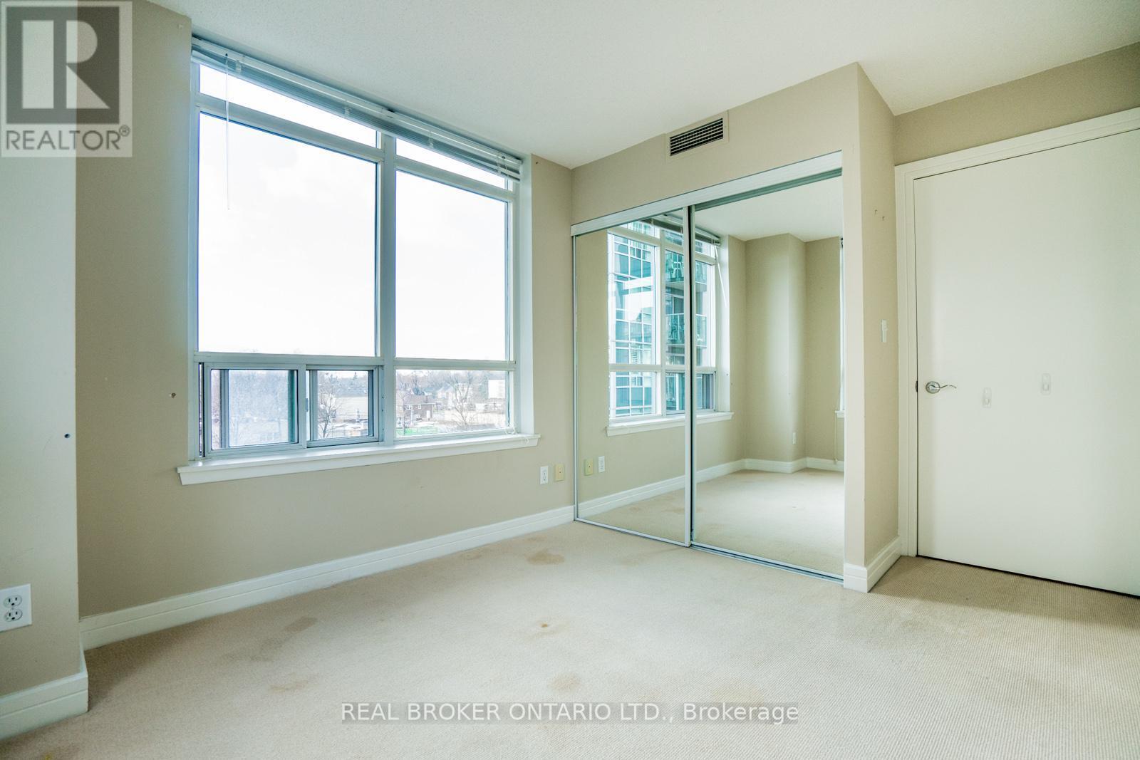 504 - 16 Harrison Garden Boulevard, Toronto, ON - Indoor Photo Showing Other Room