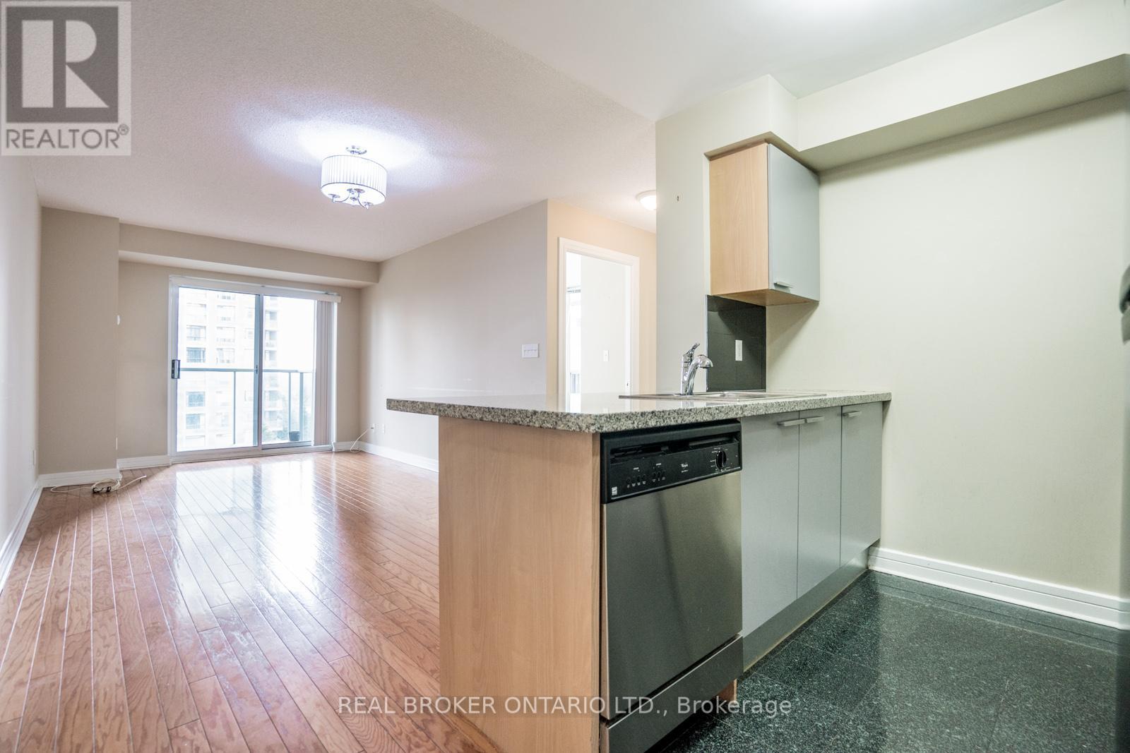 504 - 16 Harrison Garden Boulevard, Toronto, ON - Indoor