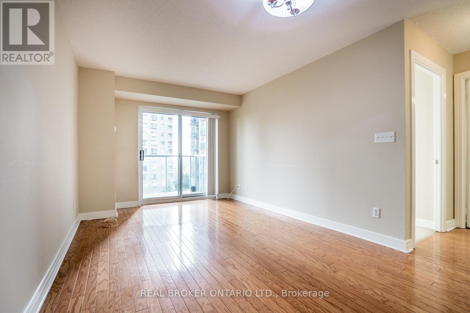 504 - 16 Harrison Garden Boulevard, Toronto, ON - Indoor Photo Showing Other Room