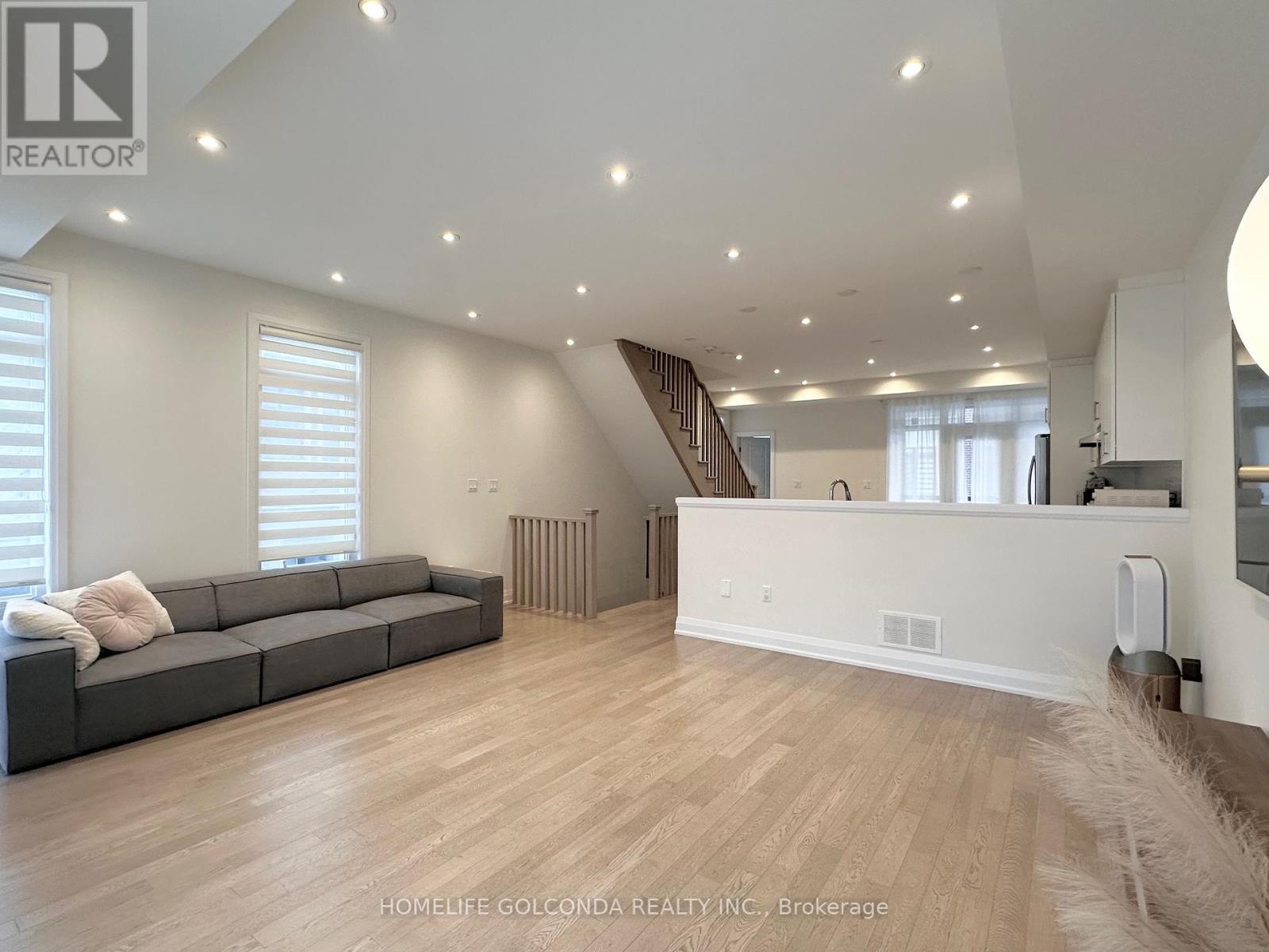 206 Moneypenny Place, Vaughan, ON - Indoor