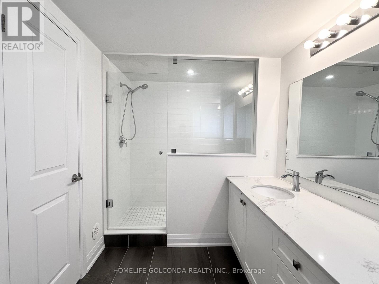 206 Moneypenny Place, Vaughan, ON - Indoor Photo Showing Bathroom