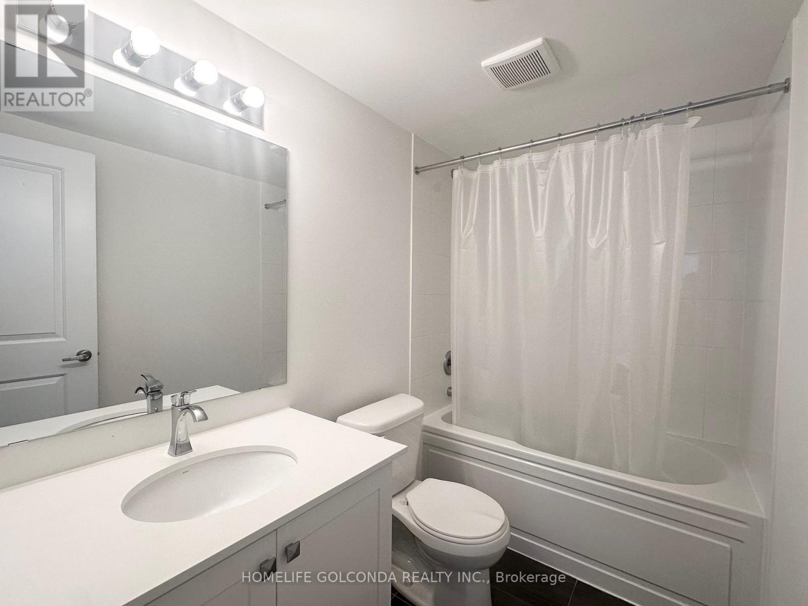 206 Moneypenny Place, Vaughan, ON - Indoor Photo Showing Bathroom