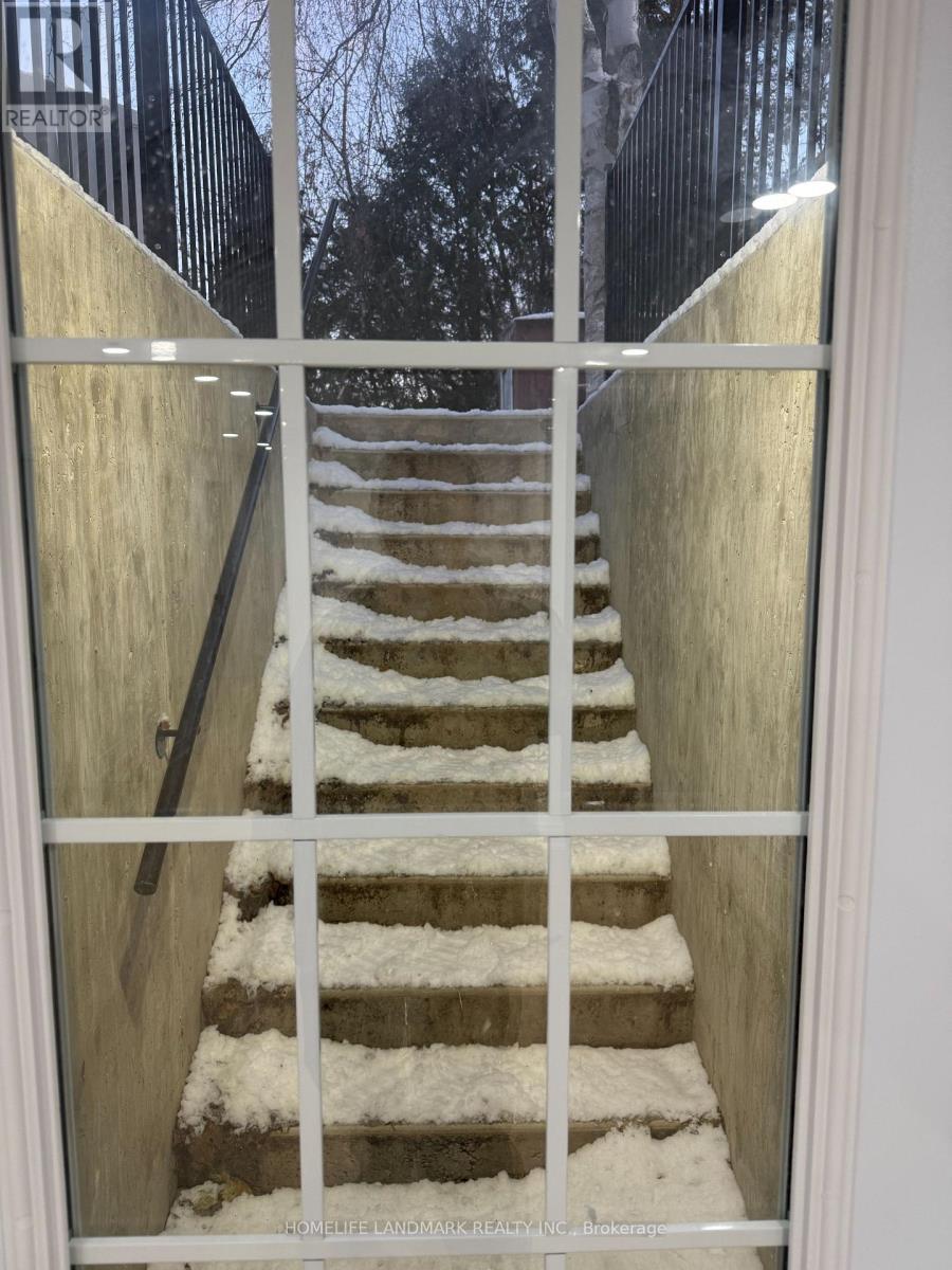 Basement - 3145 Cantelon Crescent, Mississauga, ON - Indoor Photo Showing Other Room