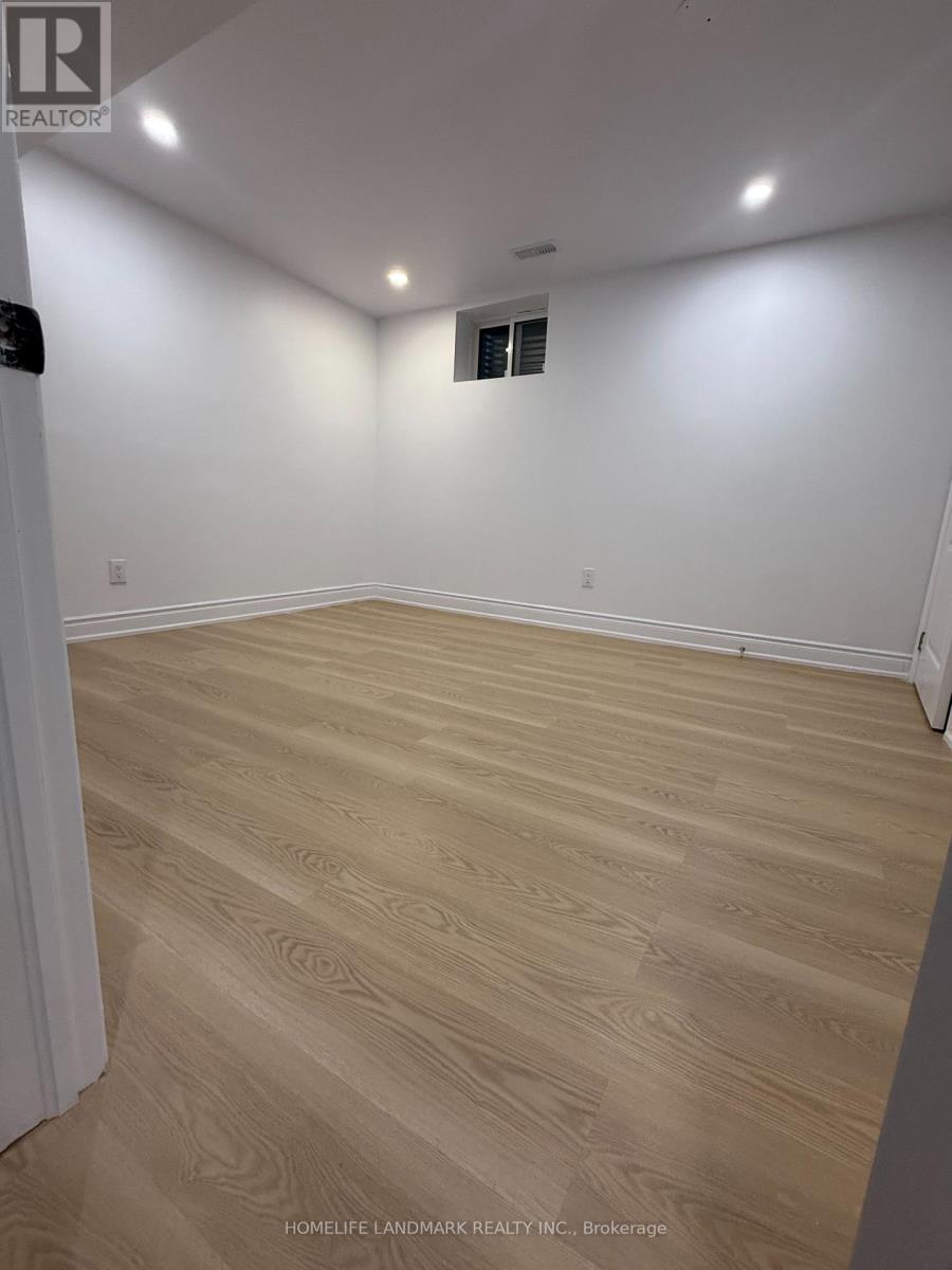 Basement - 3145 Cantelon Crescent, Mississauga, ON - Indoor Photo Showing Other Room