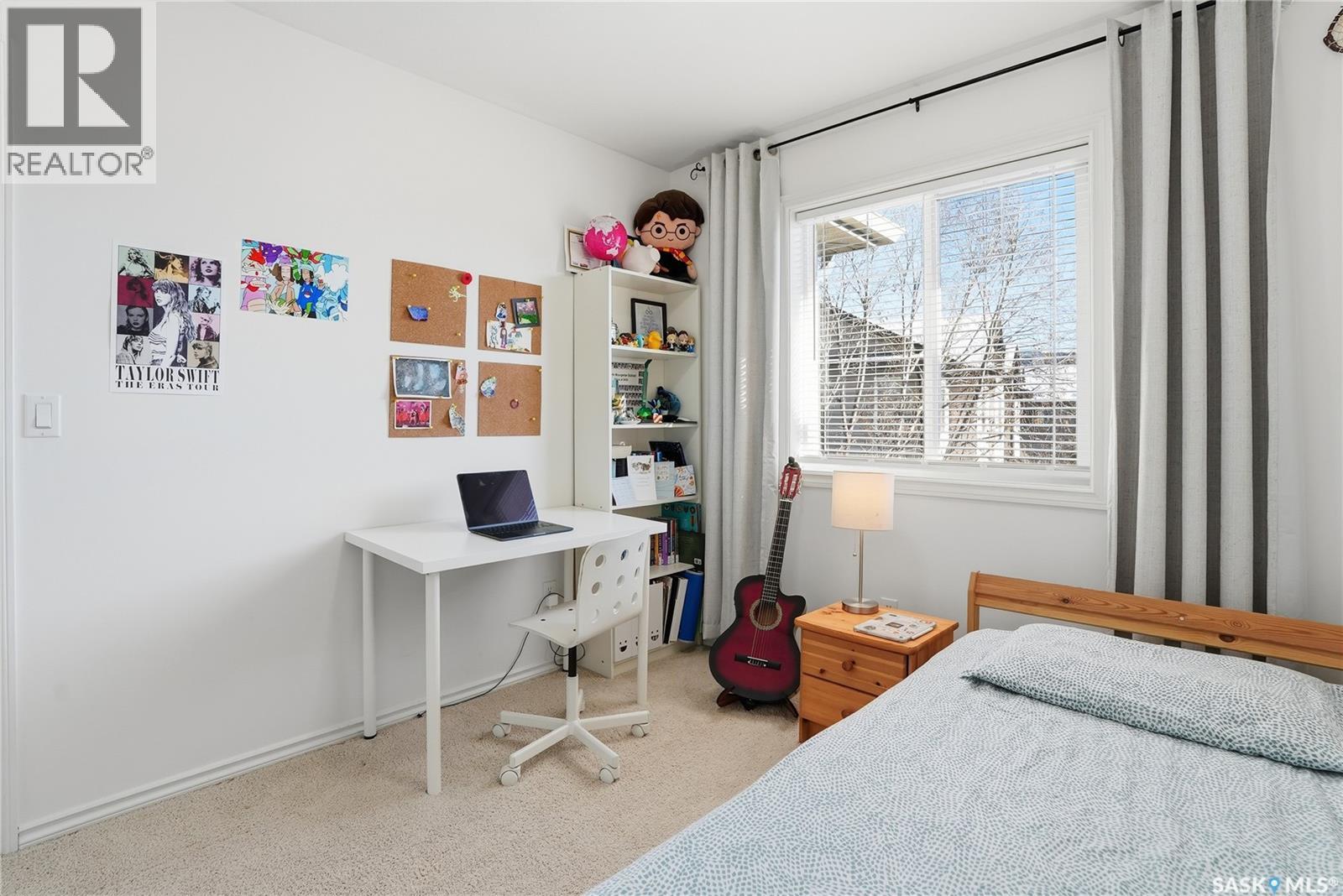 120 303 Slimmon Place, Saskatoon, SK - Indoor Photo Showing Bedroom