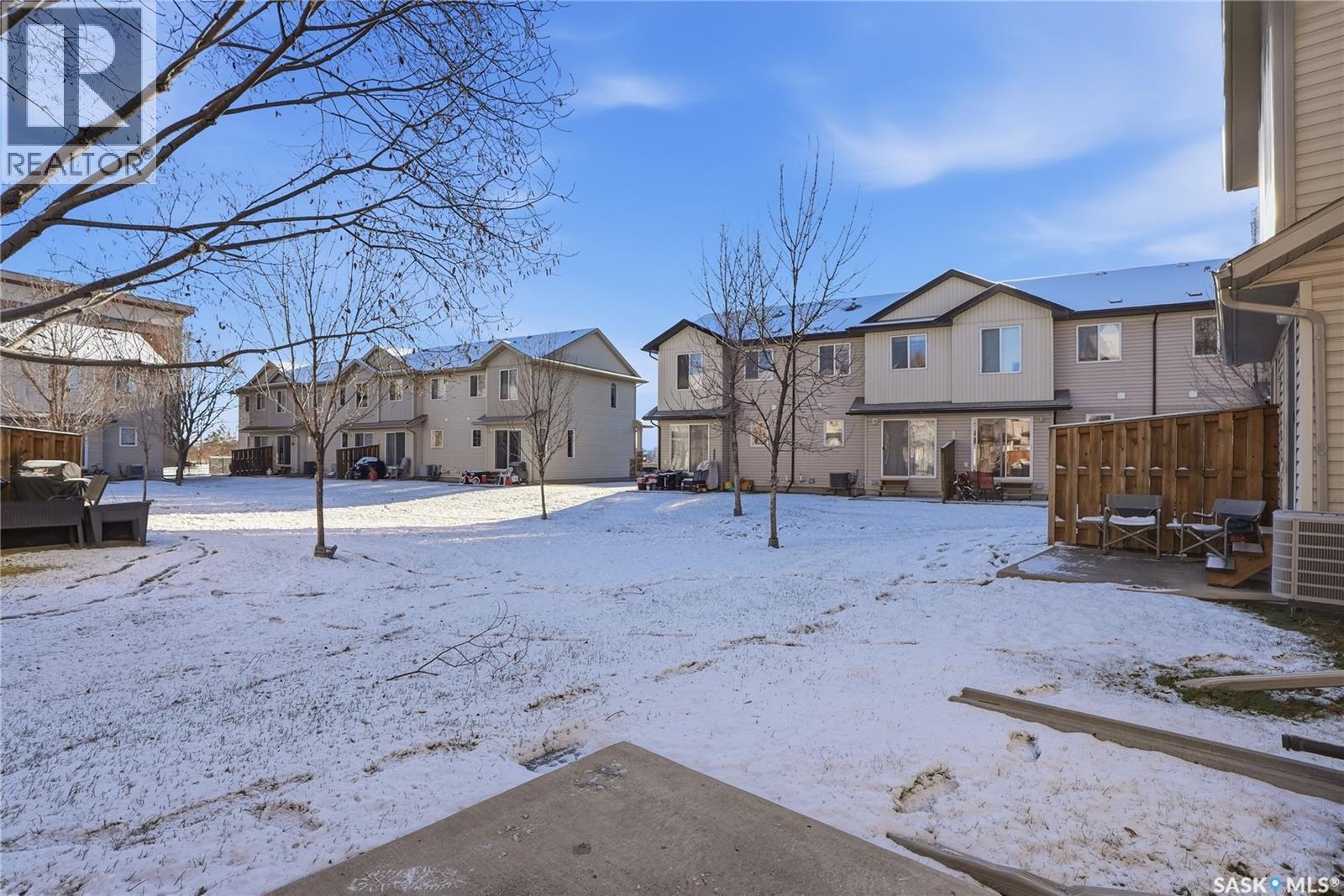 120 303 Slimmon Place, Saskatoon, SK - Outdoor