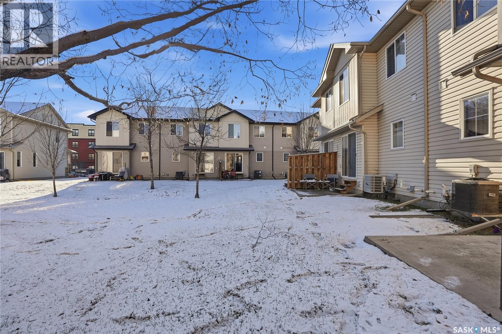 120 303 Slimmon Place, Saskatoon, SK - Outdoor