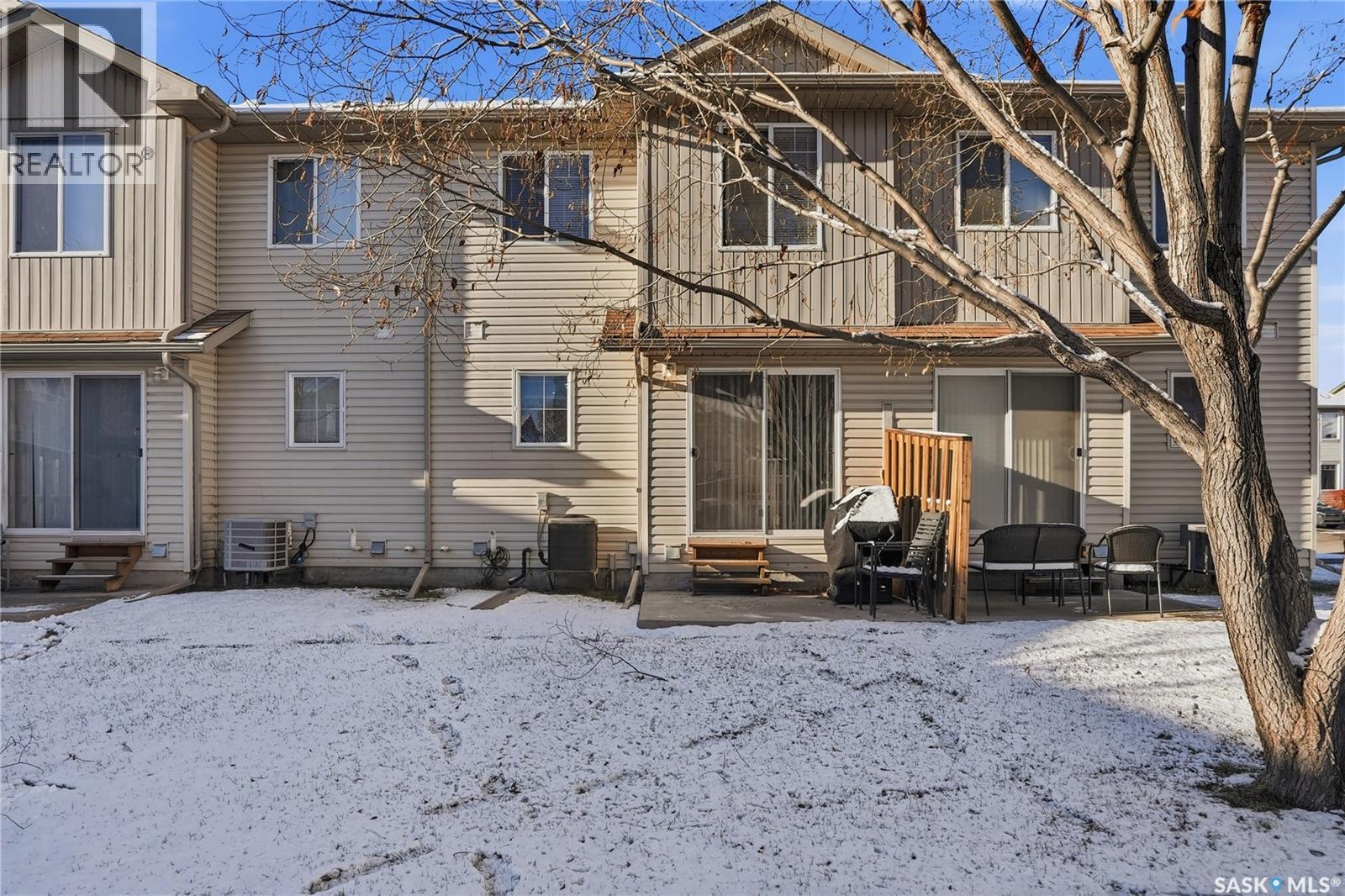 120 303 Slimmon Place, Saskatoon, SK - Outdoor