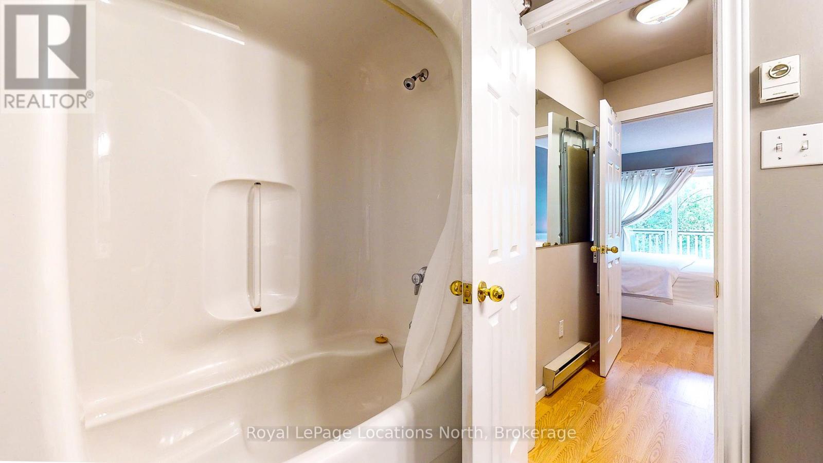 101 - 23 Dawson Drive, Collingwood, ON - Indoor Photo Showing Bathroom