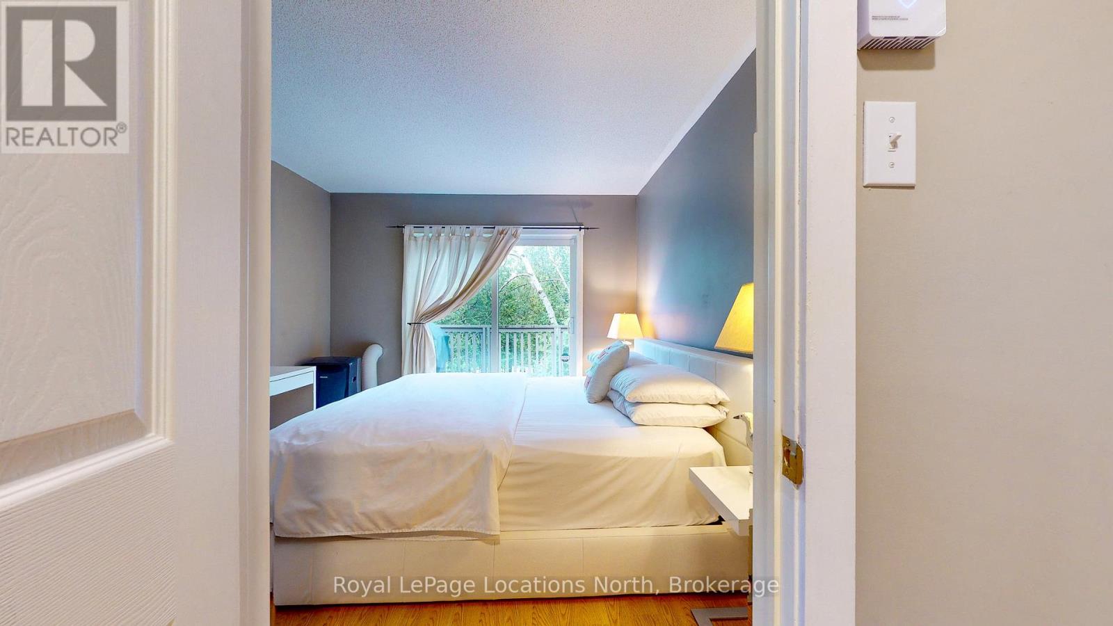 101 - 23 Dawson Drive, Collingwood, ON - Indoor Photo Showing Bedroom