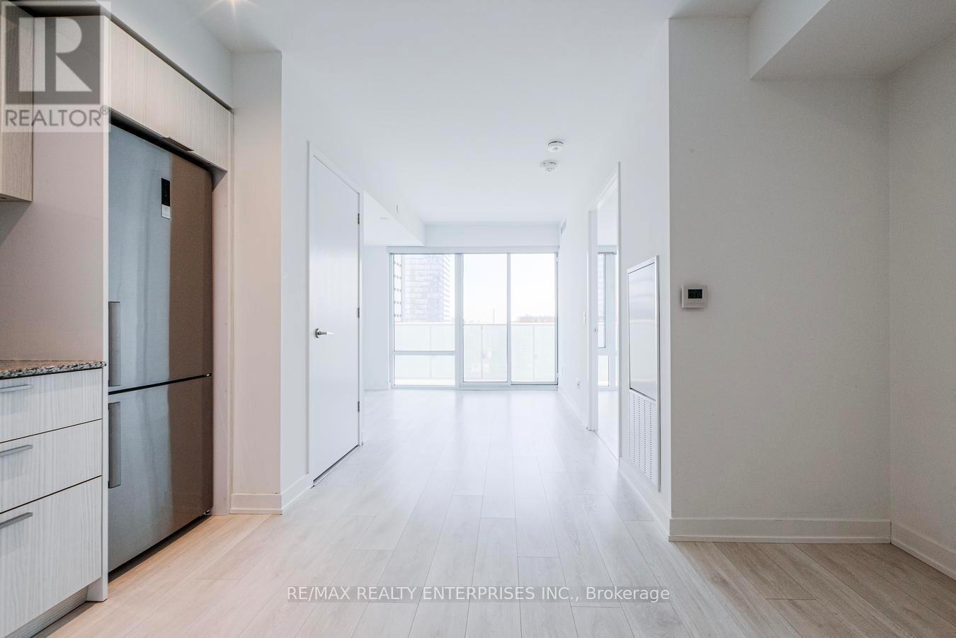 1401 - 501 Yonge Street, Toronto, ON - Indoor Photo Showing Other Room