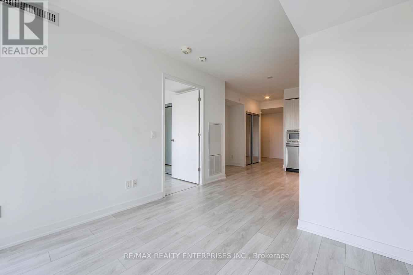 1401 - 501 Yonge Street, Toronto, ON - Indoor Photo Showing Other Room