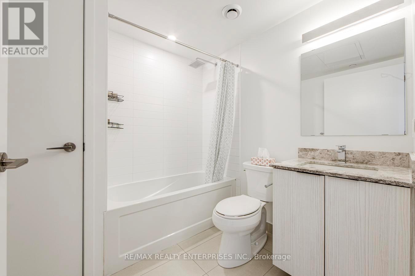 1401 - 501 Yonge Street, Toronto, ON - Indoor Photo Showing Bathroom
