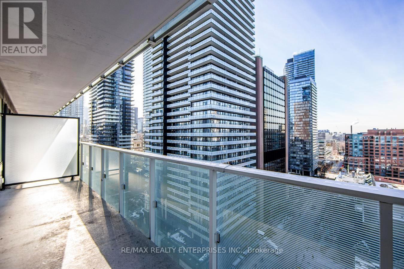 1401 - 501 Yonge Street, Toronto, ON - Outdoor