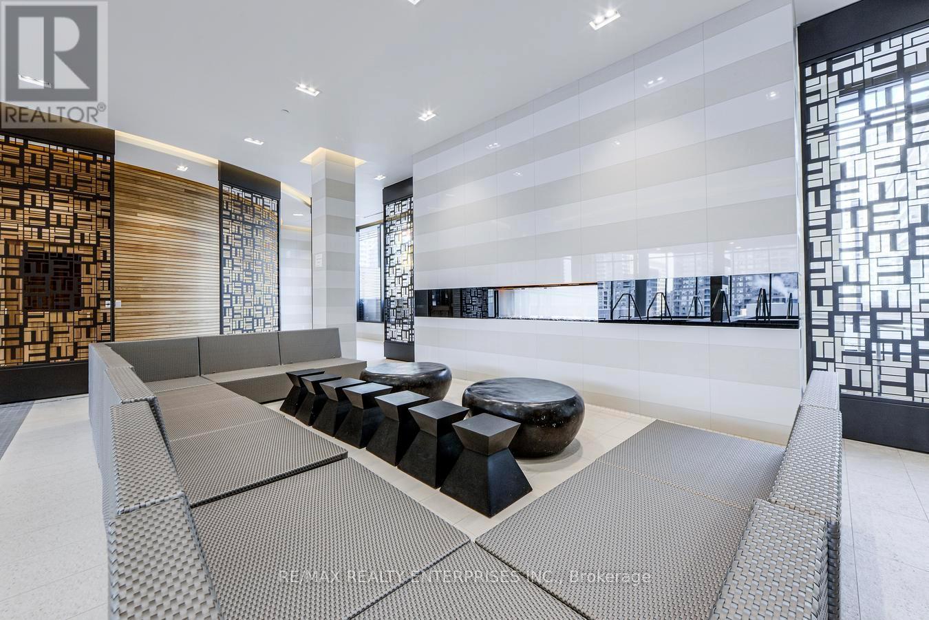 1401 - 501 Yonge Street, Toronto, ON - Indoor Photo Showing Other Room