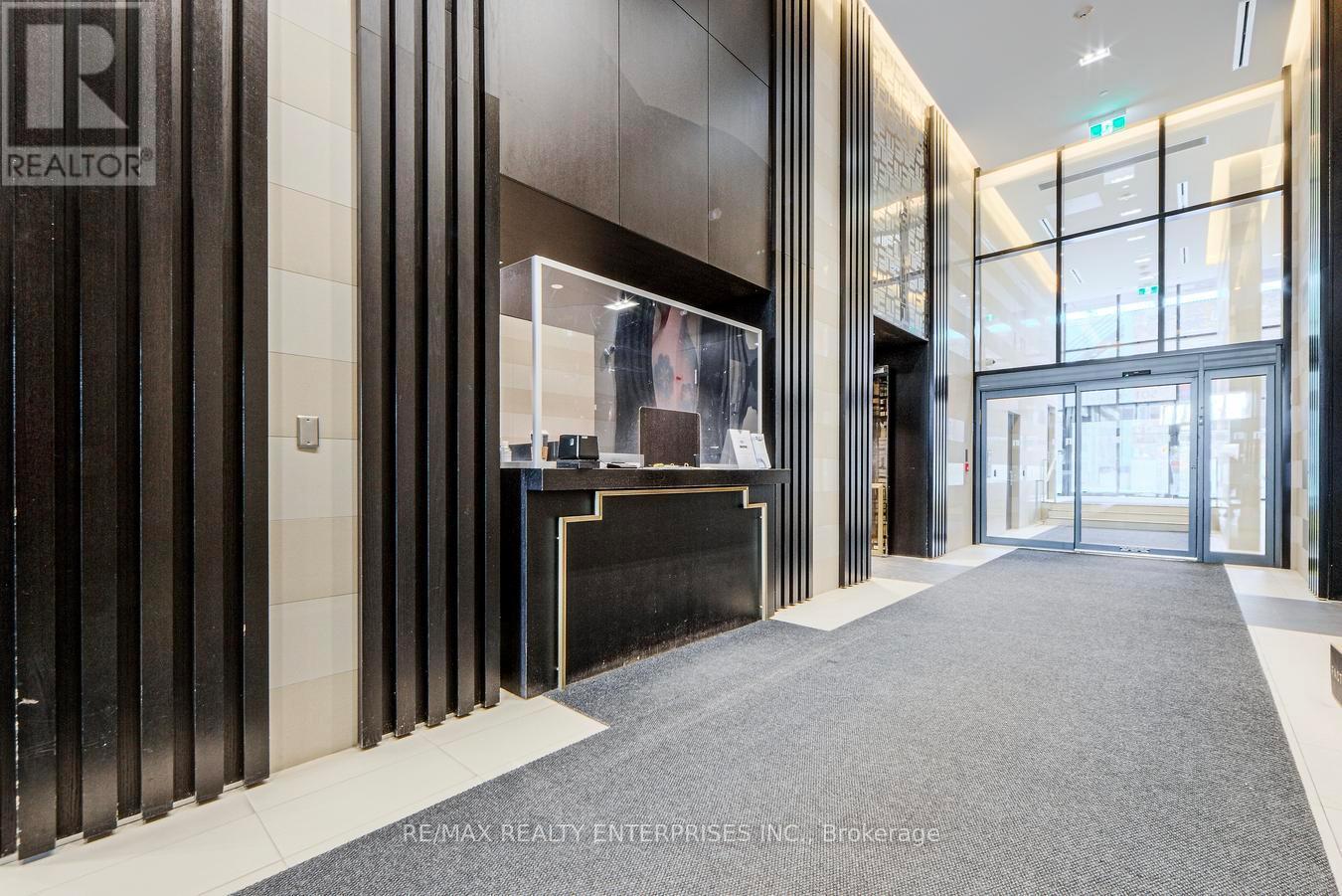 1401 - 501 Yonge Street, Toronto, ON - Indoor Photo Showing Other Room